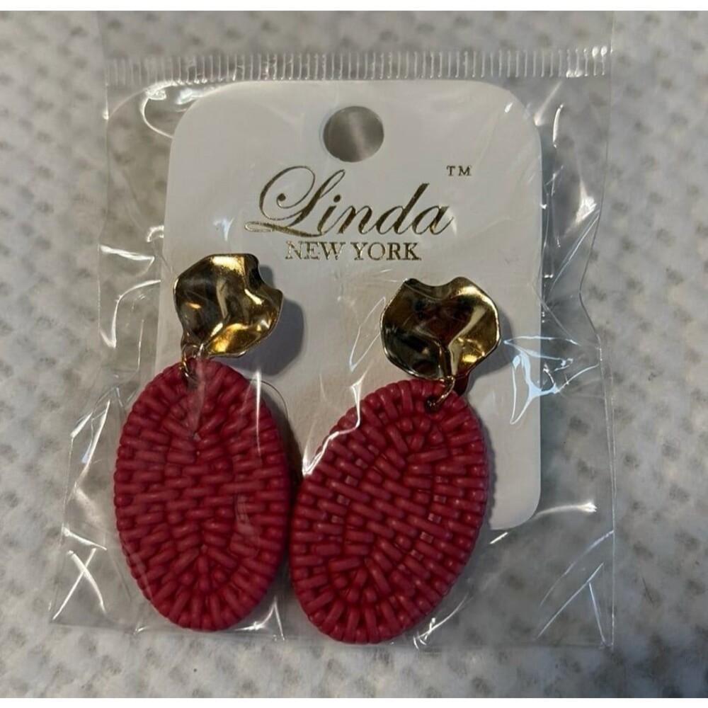 NWT Linda New York Pink Woven Raffia Dangle Earrings Tortoise Gold Tone